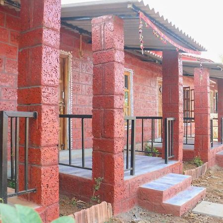 Siddhadham - Farm Stay & Wellness Retreat Нашик Екстериор снимка