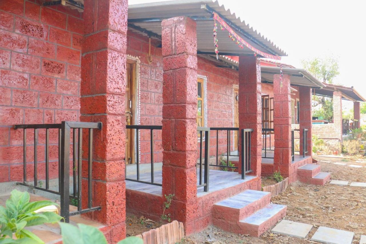 Siddhadham - Farm Stay & Wellness Retreat Нашик Екстериор снимка